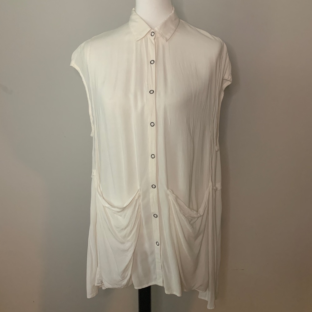 Kimchi Blue Flowy Cream Tunic